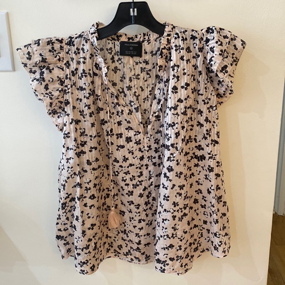 Ulla Johnson Pink Floral Top Blouse Size 2 Medium fits up to size 8 Barneys